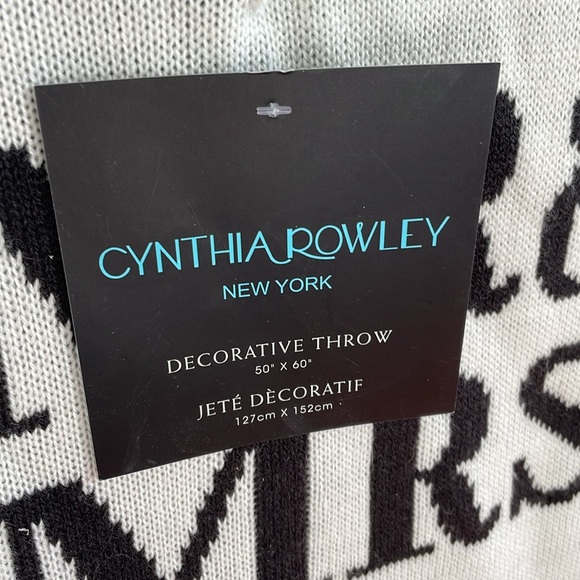 NWT Cynthia Rowley decorative throw blanket. Mr & Mrs . Reversible. - Picture 6 of 6